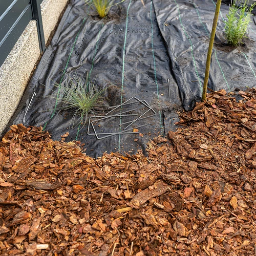 Agrafos em U para manta agrícola em aço inoxidável - 100 un. - 10