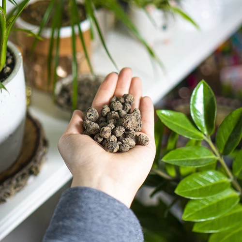 Argila expandida para plantas em vaso, jardinagem e florestas em vidro 10–20 mm, 4 L - 13