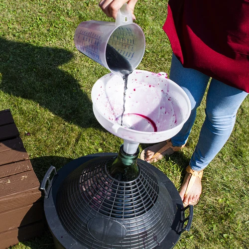 Balão para vinho 34 L com cesto de plástico - 8