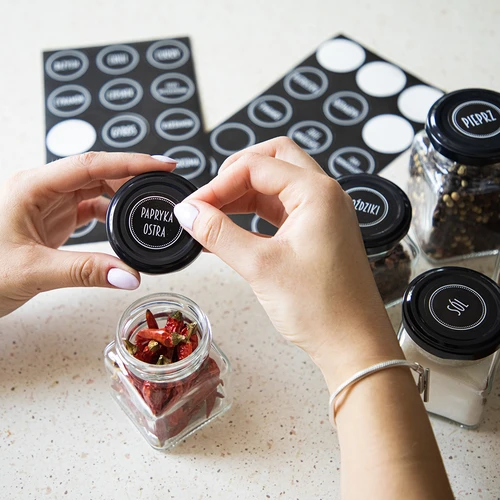 Conjunto com 12 frascos de 120 ml + 30 etiquetas para identificar especiarias - 12