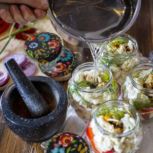 Frasco TO Ânfora 580 ml com tampa colorida fi82/6 — 6 unid. - 15