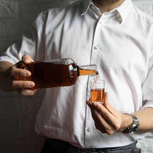 Garrafa Gabinetowa 500 ml com rolha - 9