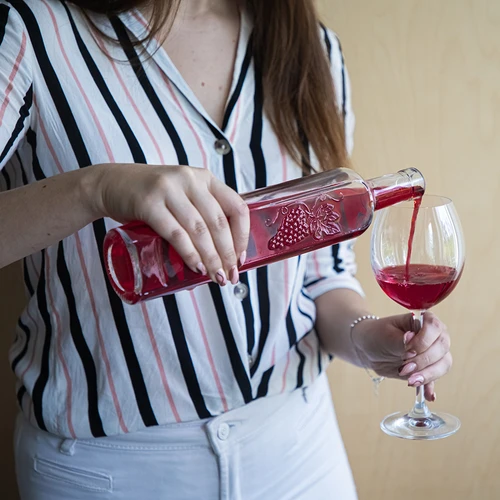 Garrafa NieWINNA 500 ml com rolha - 7