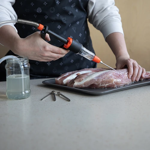 Injetor de salmoura semiautomático para charcutaria, com conjunto de agulhas e mangueira - 11