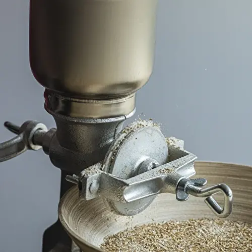 Moinho universal para cereais, de bancada - 1 kg - 8