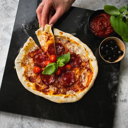 Pedra para pizza em granito retangular 37 x 35 cm - 10