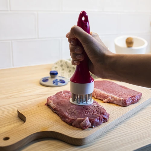 Perfurador de carne - 10