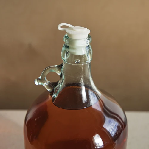 Rolha para garrafão Ø 28/32 mm com tampa - 6