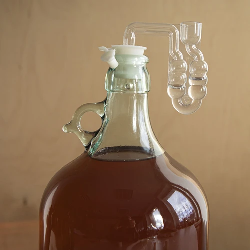 Rolha para garrafão Ø 28/32 mm com tampa - 7