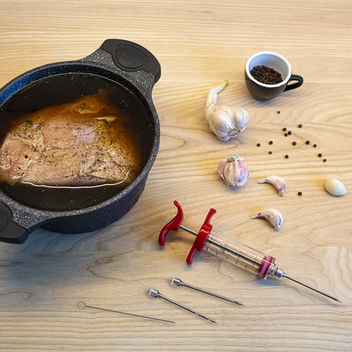 Seringa para carnes 30 ml + 3 agulhas + escovilhão - 11