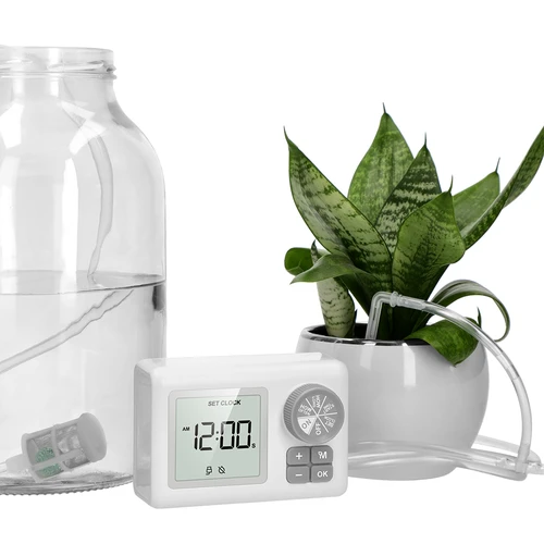 Sistema automático de rega para plantas em vasos