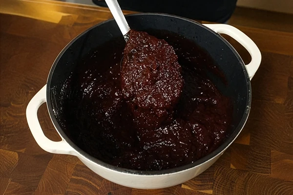 Compota de ameixa com chocolate