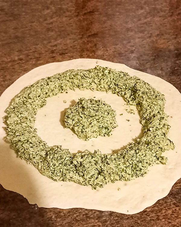 Estrela levedada de espinafres