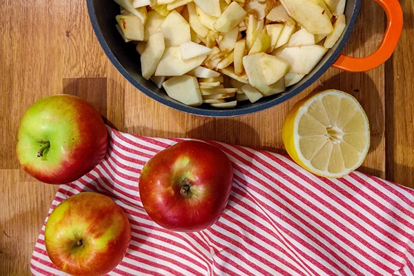 Manteiga de maçã — barrar com sabor a fruta!