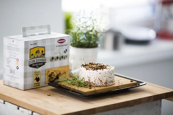 Queijo à la koryciński com tomate seco