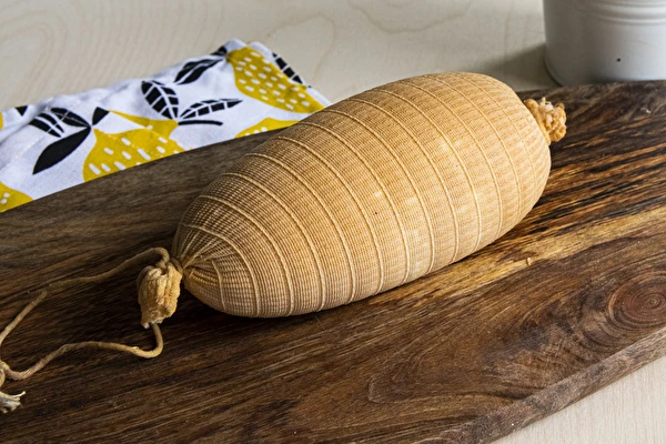 Queijo com coalho fumado