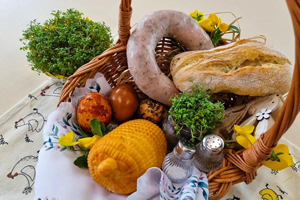 Salsicha branca enrolada