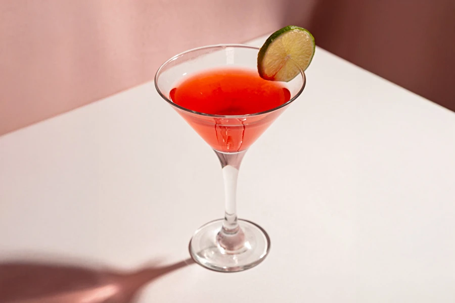 Browin Przepiśnik - Cosmopolitan - um cocktail intemporal na versão caseira
