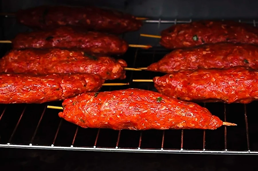Browin Przepiśnik - Koftas de carne de vaca
