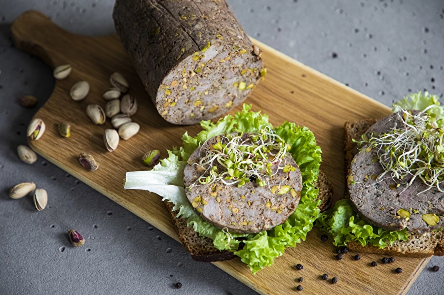 Browin Przepiśnik - Perna de peru com pistácios - cozedor de fiambre