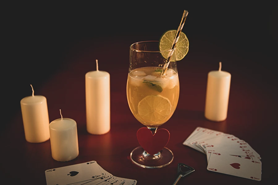 Browin Przepiśnik - Presságio exótico – cocktail cítrico para a Noite de Santo André