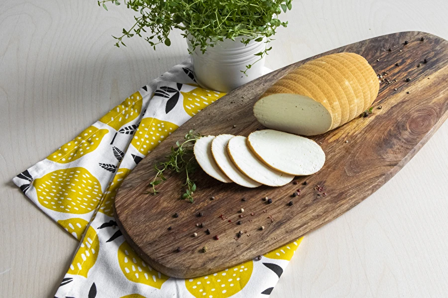 Browin Przepiśnik - Queijo de coalho defumado