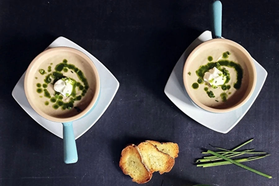 Browin Przepiśnik - Sopa-creme de alho