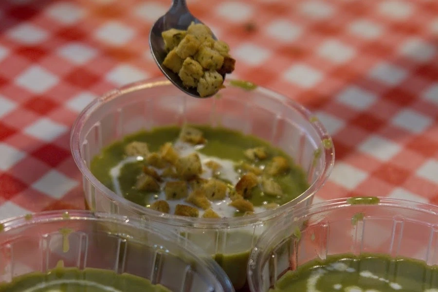 Browin Przepiśnik - Sopa cremosa de espinafre