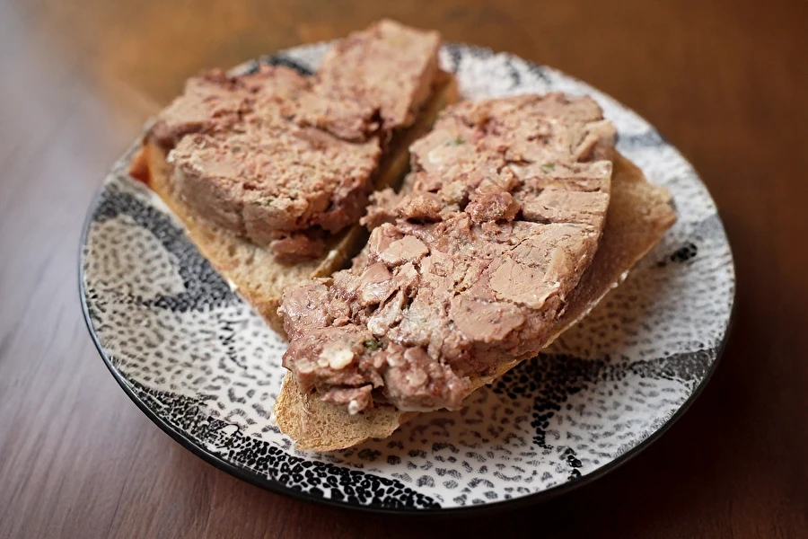 Browin Przepiśnik - Terrina de fígado de peru